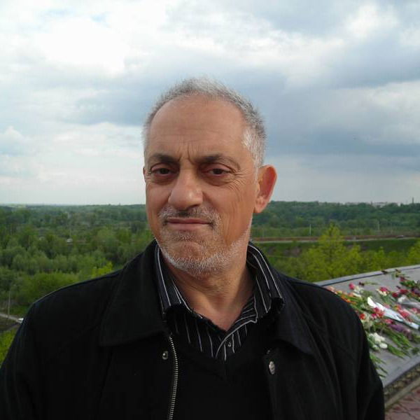 Неизвестно Неизвестно