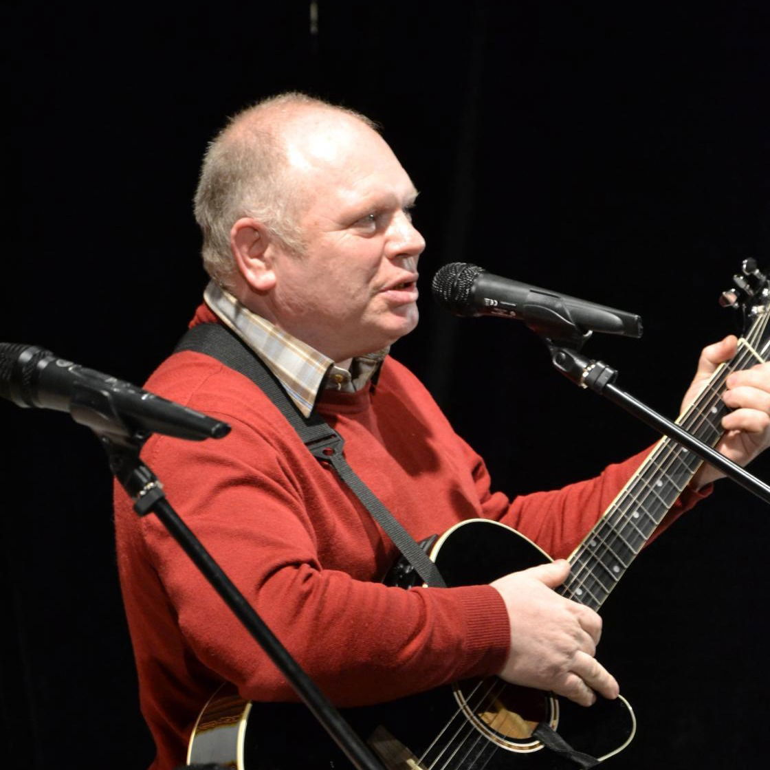 Олег Долгов