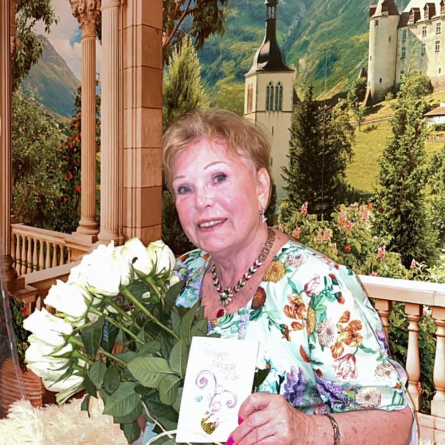 Ольга Елисеева