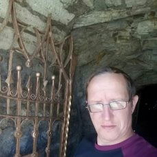 Саша Миронов