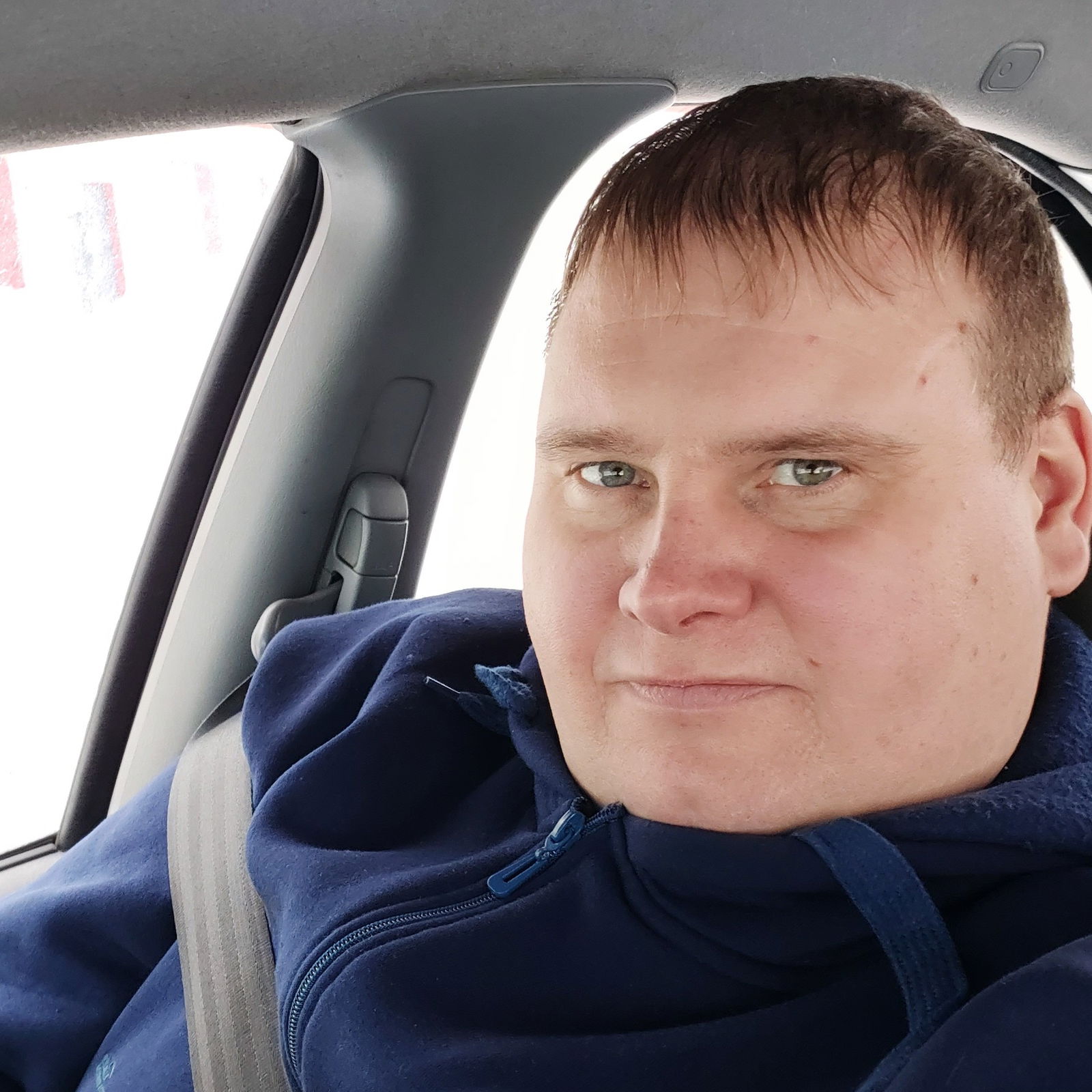 Денис Третьяков