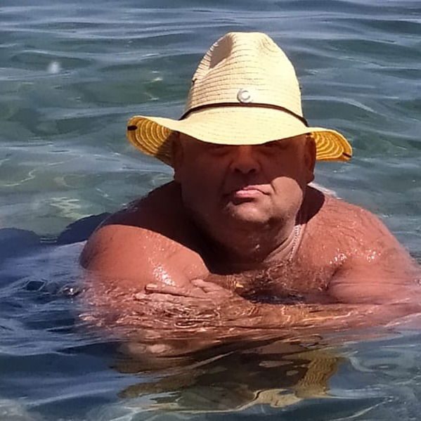 И Неизвестный