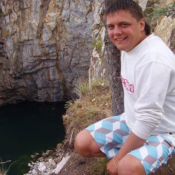 Александр Петров