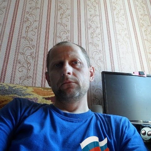 Валера Наумовец