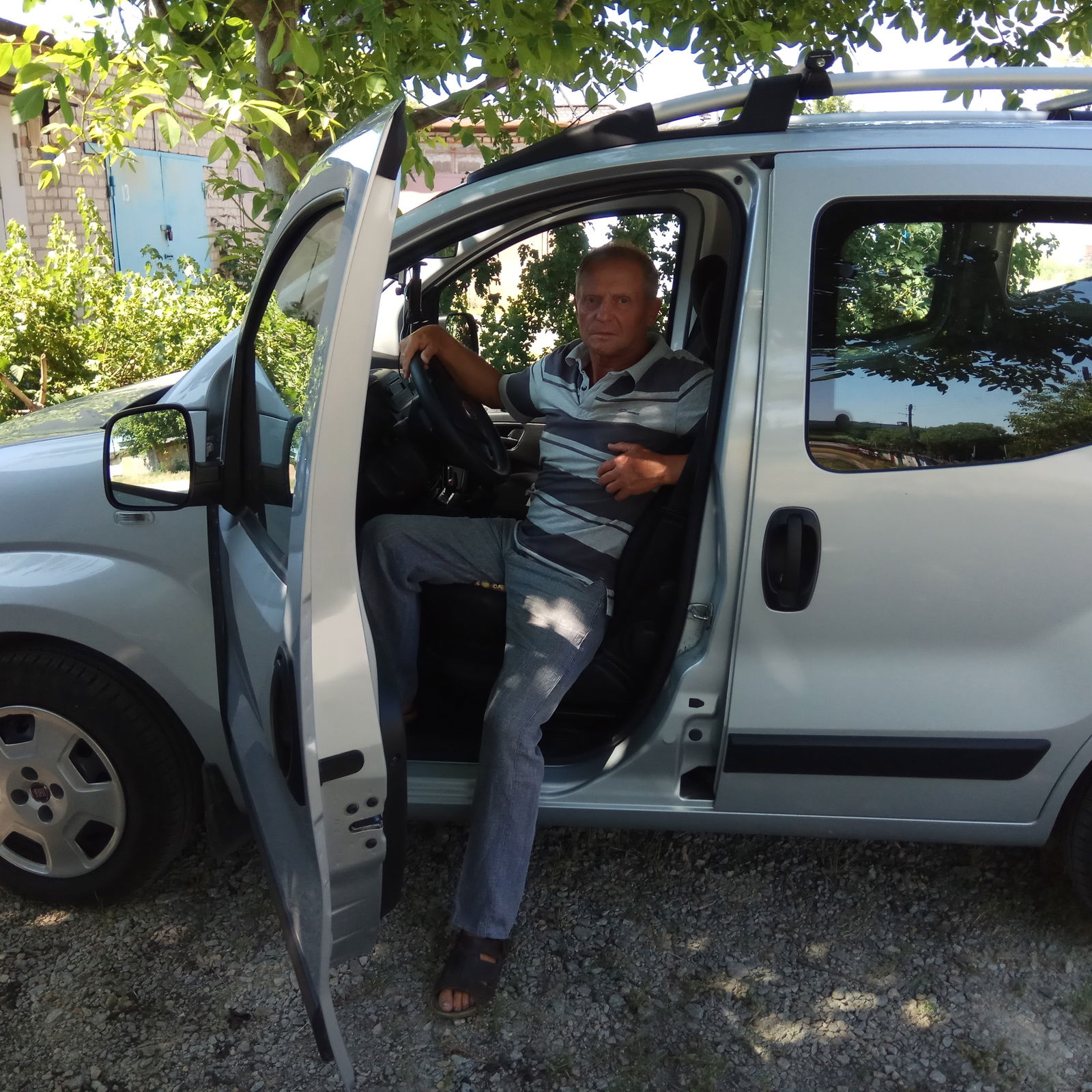 Николай Буров