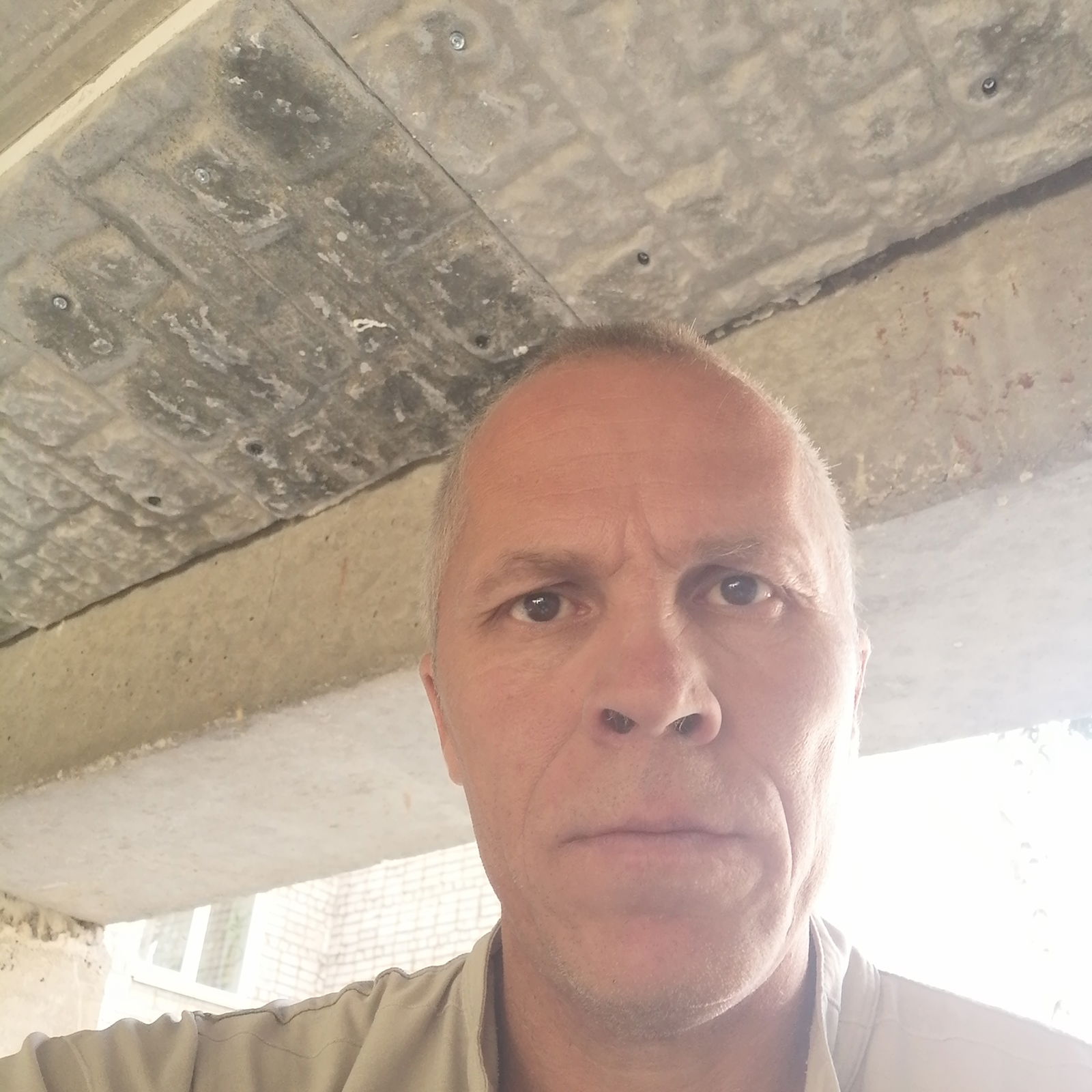 Женя Мельников