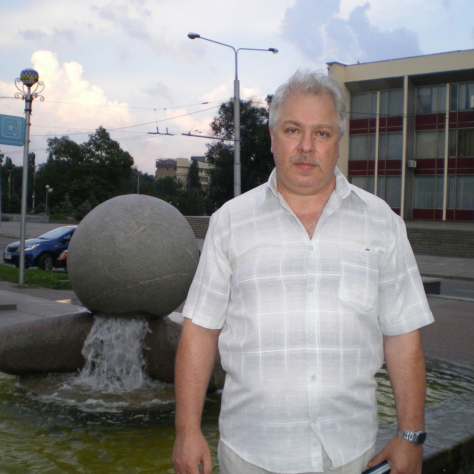 Сергей Мехов