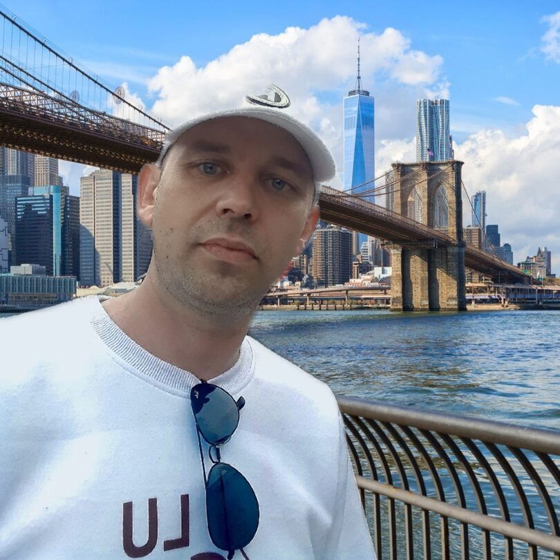 Сергей Добровольский