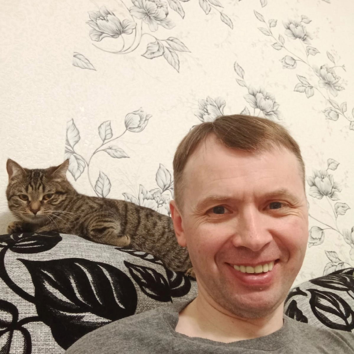 Олег Родионов