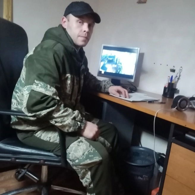 Денис Киютин