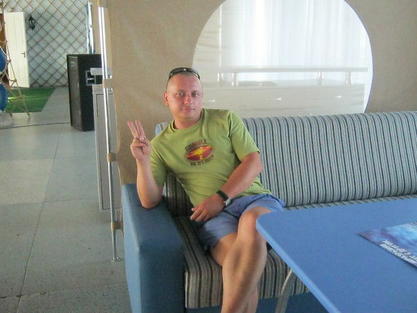 Владимир Азин