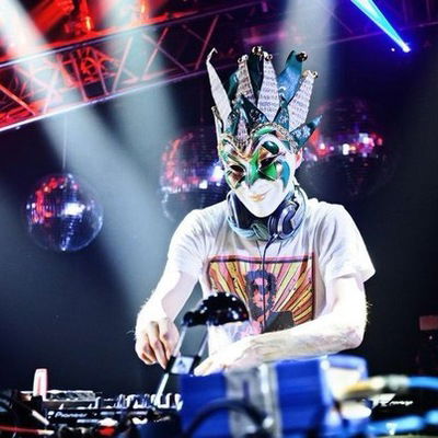 Денис Деникин