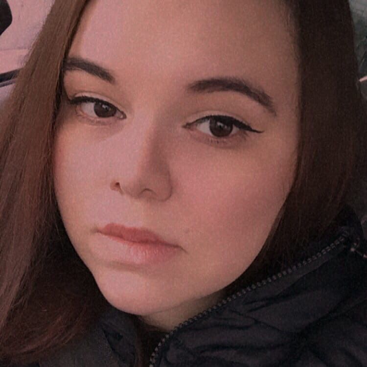 Анна Полякова