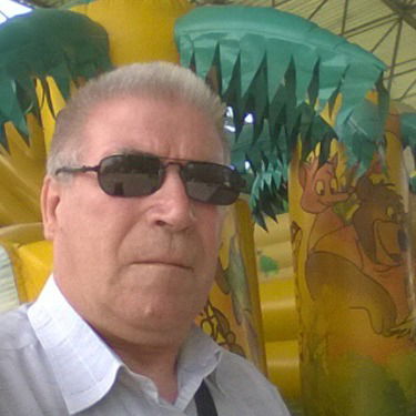 Владимир Елизаров