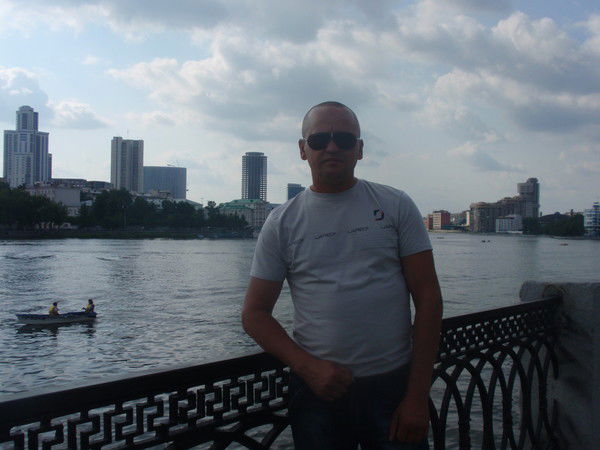 Александр Погорелов