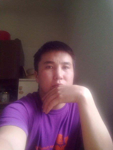 Омурзаков Ли