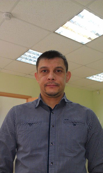 Влад Назипов