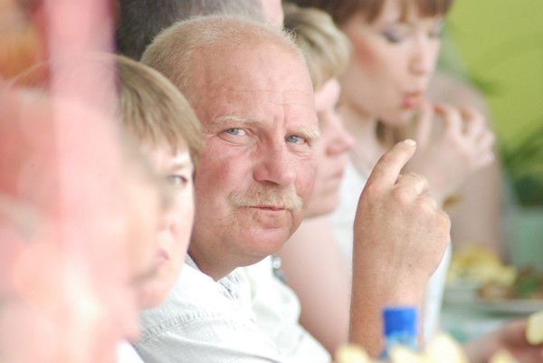 Юрий Захаров