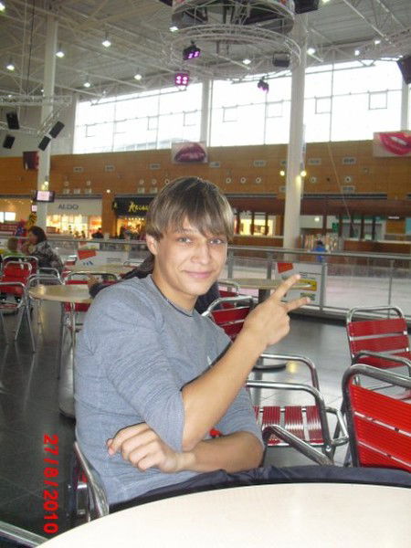 Серёжка Мельников