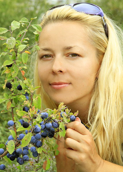 Юля Исаикина