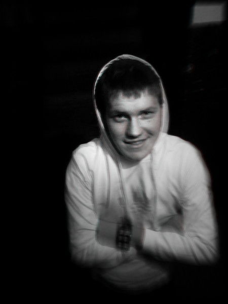 Коля ...............