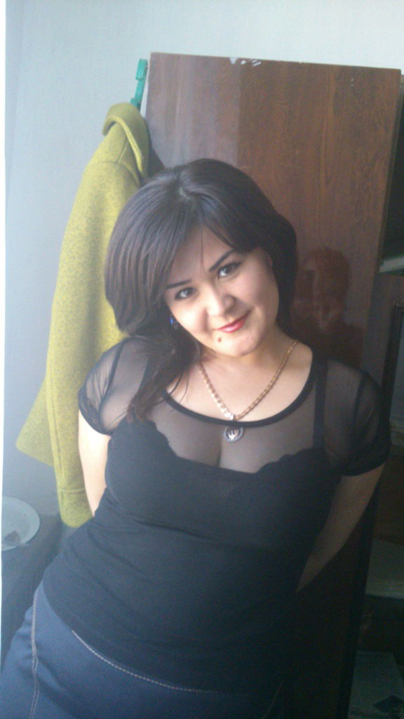 Надира Чарыева