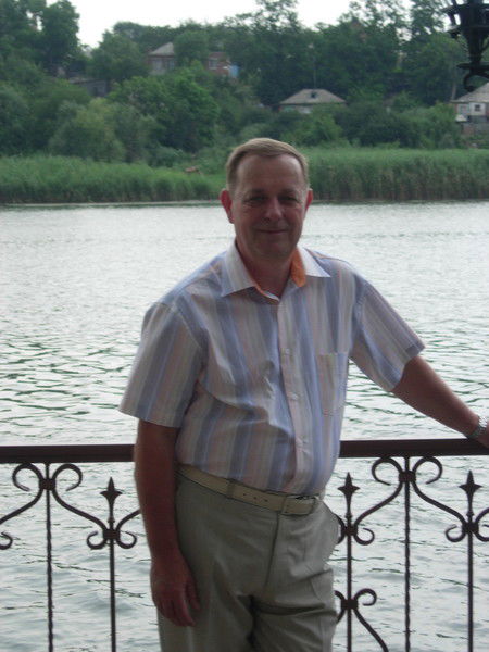 Василий Резванов