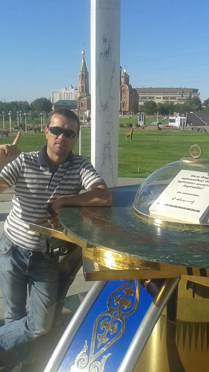 Азамат Нурсапанов