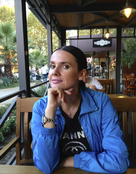 Елена Леоненко