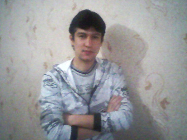 Исроил Зоиров