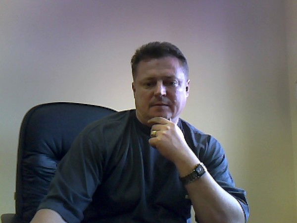 Валера Рукавишников