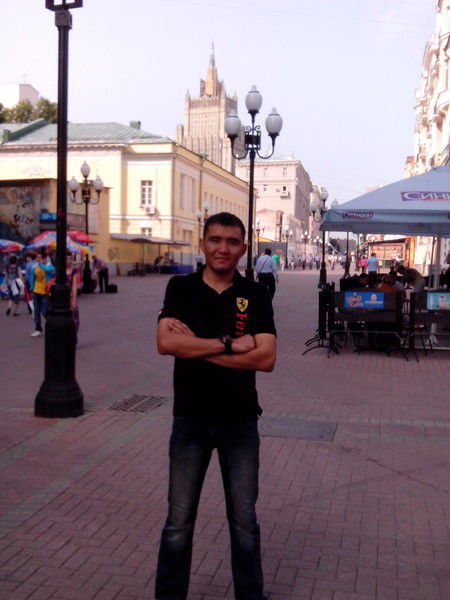 Данияр Соурбаев Женат