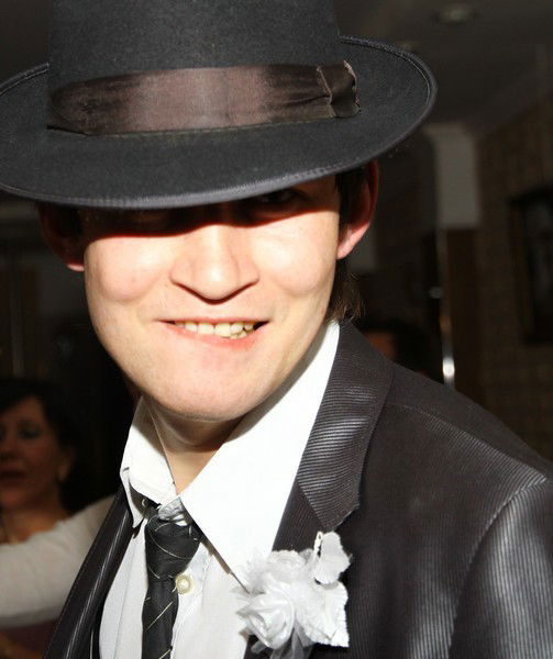 Денис Ахметов