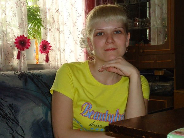 Оля Желтышева