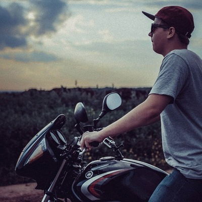 Дмитрий Смолин