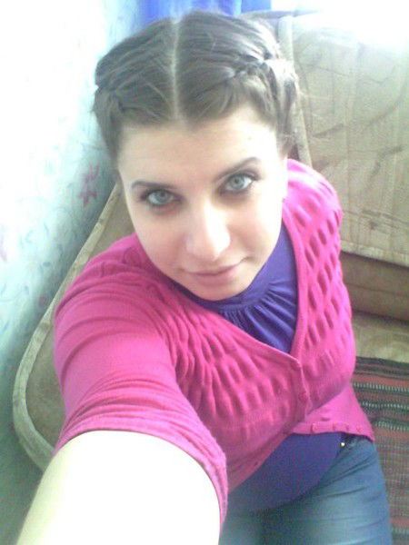 Танюша Черняева