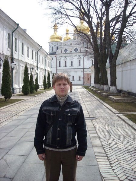 Александр Безнощенко