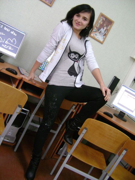 Лена Комарова