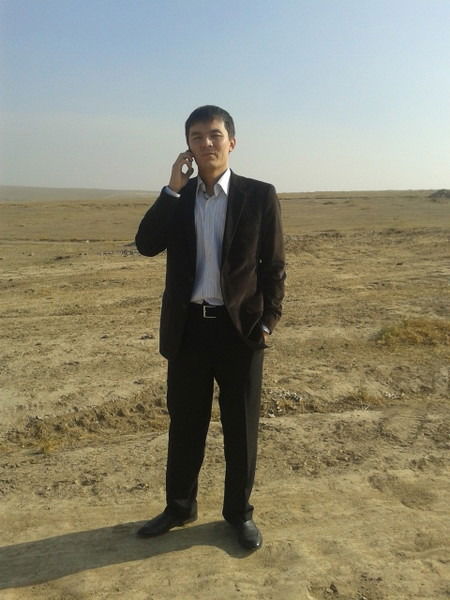 Айбек Бижанов