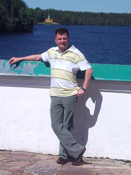 Влад Карякин