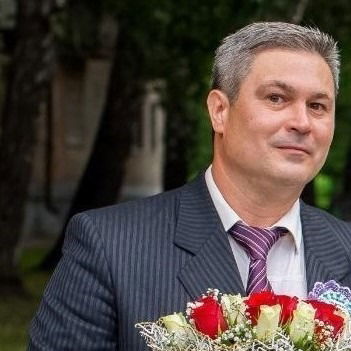 Роман Булавинов