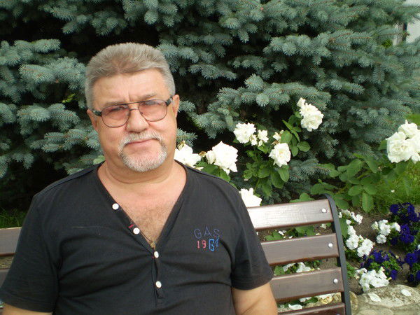 Михаил Булатов