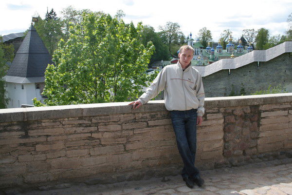 Сергей Овчаров