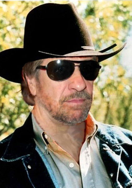 Владимир Степанов