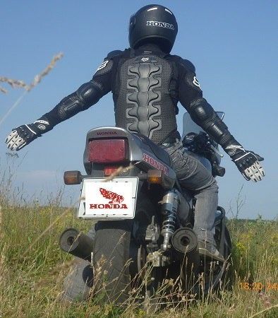 Саня Туптов