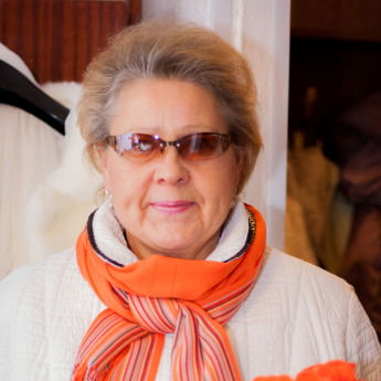 Надюшка Петрова