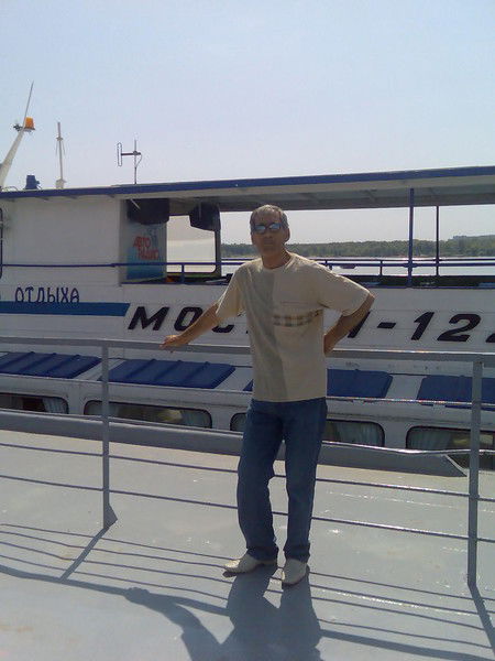 Мобил Байрамов