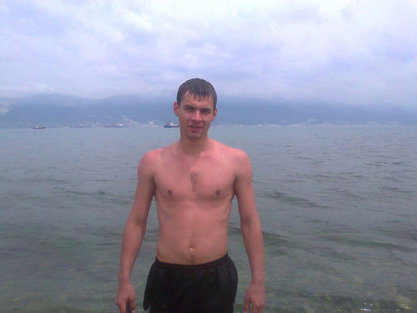 Евгений Ростов