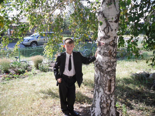 Олег Лебедев