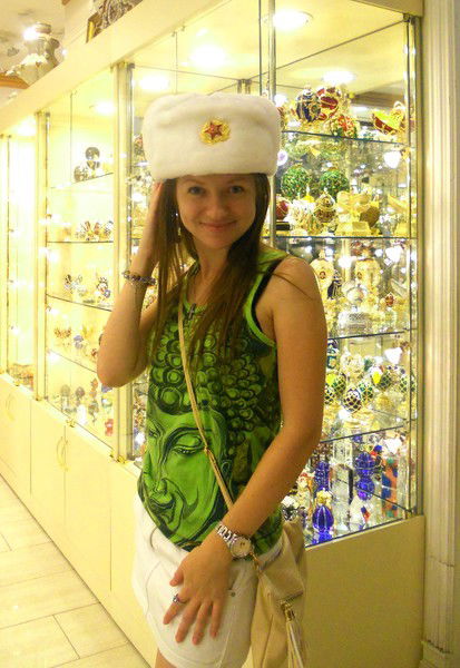 Катюша Мельникова